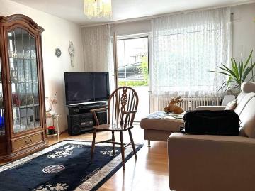 Helle 2 Zimmer Wohnung mit Balkon in attraktiver Lage...