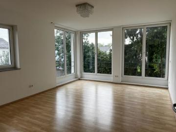 HELLE 2 ZIMMER WOHNUNG – WELS / LAAHEN – IN RUHIGER GRÜNLAGE