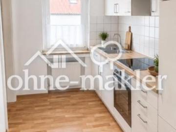 Helle 3 Zimmer Wohnung mit Balkon