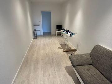 Helles Dachgeschoss mit 6 Zimmern und Einbauküche in...