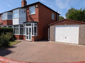Highfield Drive, Manchester 3 bed semi detached house to...