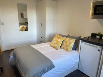 Hockley Point, Nottingham Has an Apartment