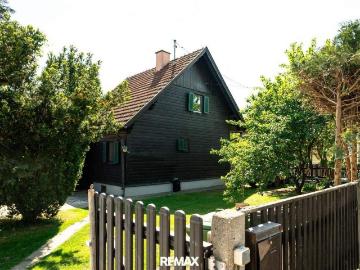 Holzhaus in Pichling mit Potenzial