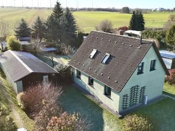 HORN IMMOBILIEN + charmantes Einfamilienhaus mit schönem...