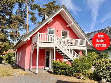 HORN IMMOBILIEN + Röbel an der Müritz Ferienhaus mit 2...