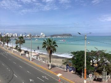 Hotel Colon 1102: Se Alquila Apartamento Frente al Mar...