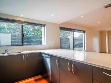 House 4 Bedroom For Rent SCARBOROUGH WA 1420000 ES104949570