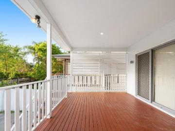 House 5 Bedroom For Rent CLAYFIELD QLD ES104953567