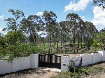 House 6 Bedroom For Rent DAMASCUS QLD 2800000 ES104947771