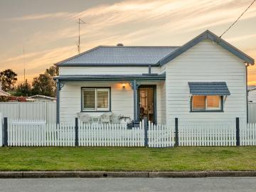 house 25 George Street, Cessnock