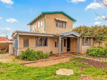 House 2 Bedroom For Rent Littlehampton, SA ES104828484
