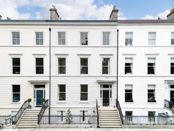 house for rent at 25 Longford Terrace Monkstown...