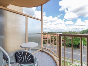 Ideally Located Studio Ready To Move In!