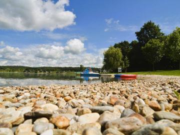 Idyllisches Landleben – Ihr Traumhaus am Naturbadesee...