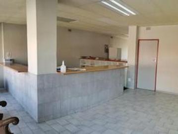 immaculate block of flats / offices.