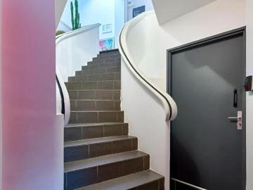 Immeuble en vente à Paris 17e Arrondissement, Île de...