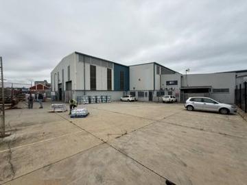 industrial warehouse to let – korsten
