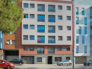 INVERSIÓN EN FINCA MODERNA EN SABADELL CON DESCUENTO Y...