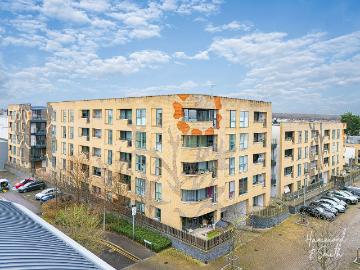 Jacks Farm Way, Citius Court E4, 2 bed flat to rent,...