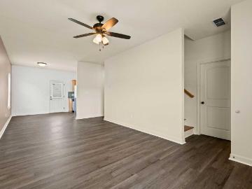Jenne Hill Townhomes & Seasons Brook Estates 4 Bedroom...