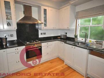 Johns Mews, Holborn, London WC1N 3 bed flat to rent...