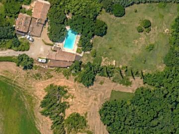 Jolie maison de 283 m2 surface totale avec gite, piscine cha