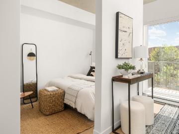 Joseph Condo Rentals Studio Apartment for Rent at 3420...