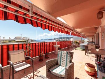JUAN LES PINS – Dernier Terrasse 40m² Vue Mer Piscine