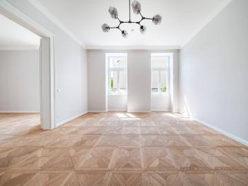 KERNSANIERTER ALTBAU ERSTBEZUG IN BESTER GRINZINGER LAGE...