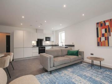 Kew Bridge Road, Brentford,TW8