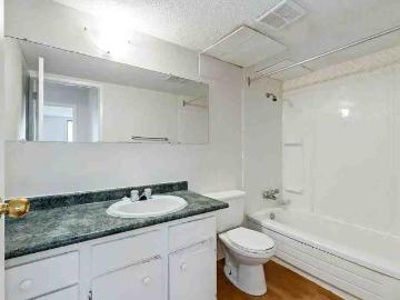 Kinbrook Manor 2 Bedroom Apartment for Rent at 1027 3...