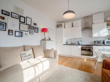 Kilmorie Road, Bell Green, London, SE23 2SR, United...