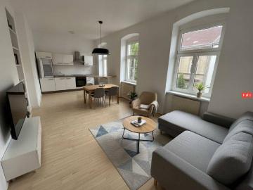 Komfortable Altbau Wohnung im Zentrum