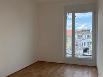 Kompakt Aufgeteilte 65 m2 Dachwohnung 3 Zimmer mit...
