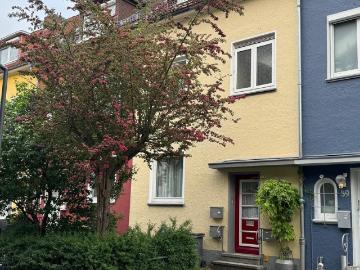Kleines MFH mit drei Wohnungen und Garten Bremen...