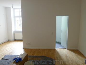 Kleines Wohnglück mit Stil, Balkon und Aufzug Erstbezug...