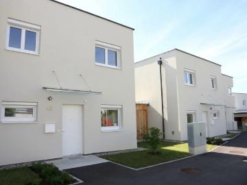 Ländliches Wohnen Doppelhaus mit Eigengarten zum Mieten...