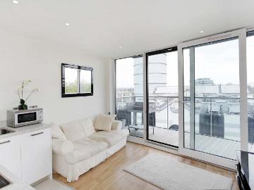 Lanson Building, Chelsea Bridge Wharf, London SW11, 1...