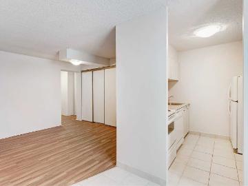 LaCité 2 Bedroom Apartment for Rent at 350 Rue Prince...