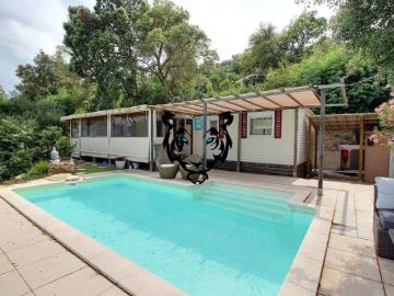 LE MUY HABITATION DE LOISIRS AVEC PISCINE