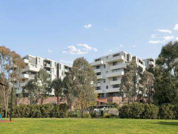 Leafy Park Outlook | Spacious 2 Bedroom + Study |...