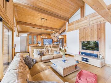 Les Gets, spacieux appartement à vendre au pied des...