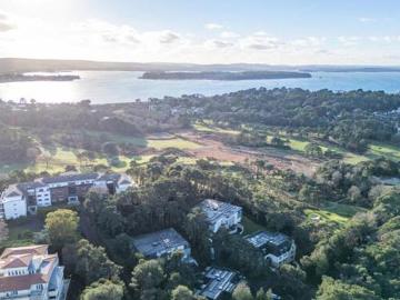 Lilliput Road, Poole, 3 Bedroom Apartment