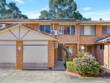 Liverpool 49/2 Riverpark Drive