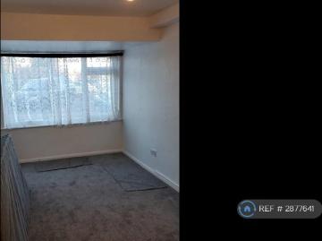 London, London, E18 Studio to rent £950 pcm £219 pw