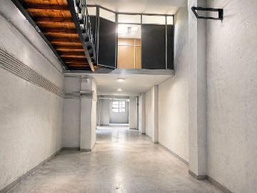 Local comercial en venta en calle De Sant Fructuós,...