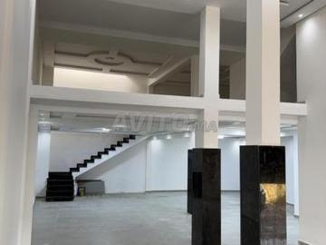 Local commercial 107m2 cave et étage Hay El Falah