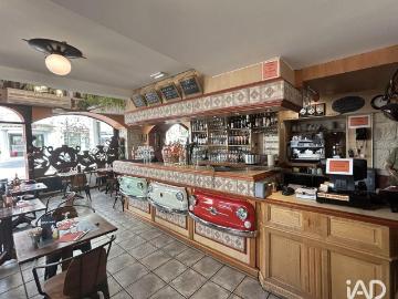 Local commercial 250 m²