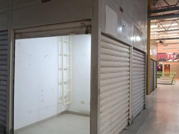 Local en Alquiler C.C. Gran Bazar Av. Lara Valencia AV...