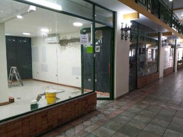 Local en alquiler en la Av Bolívar Norte MC 8576947